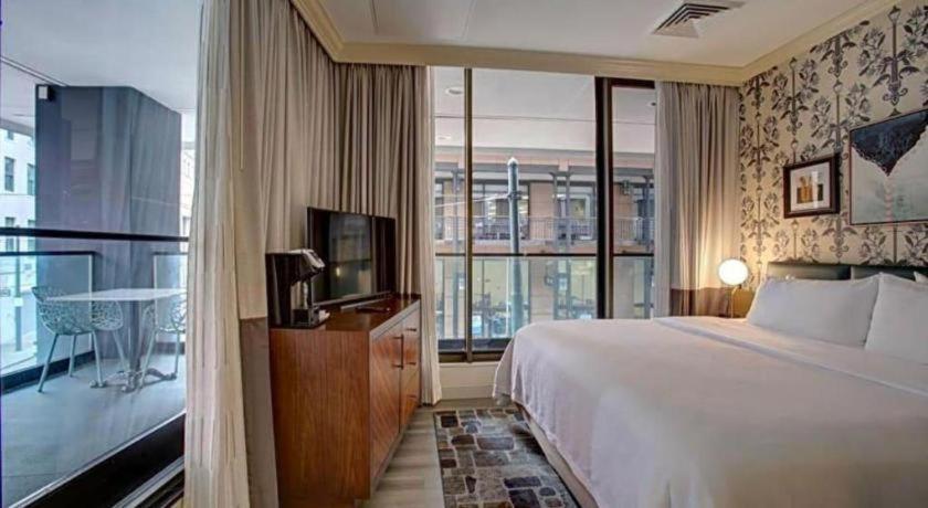 Royal St. Charles Hotel New Orleans Exterior photo